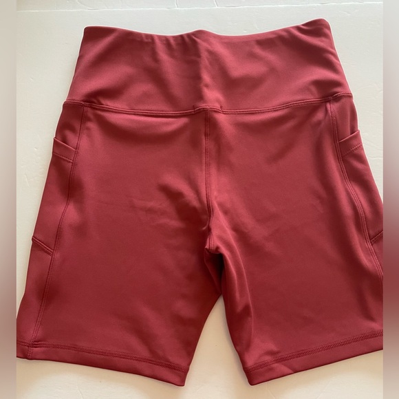 O to 5 Set of Two Workout Biker Active Shorts Size Medium - Picture 5 of 11